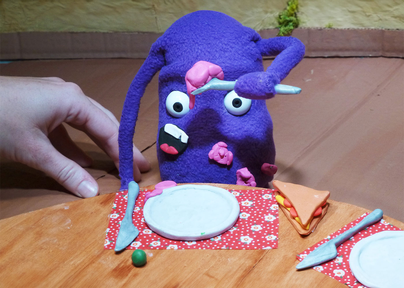 DariaPetrillo_Monster-Mess_making09